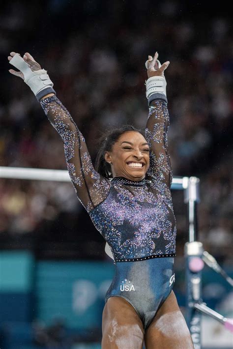 Simone Biles Transformation From Head To Toe Pink Looks To Dazzling