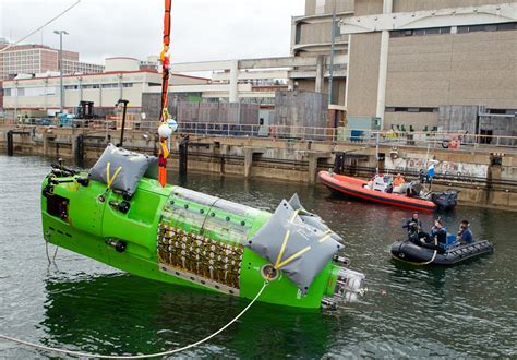 James Cameron Headed To Oceans Deepest Point Within Weeks