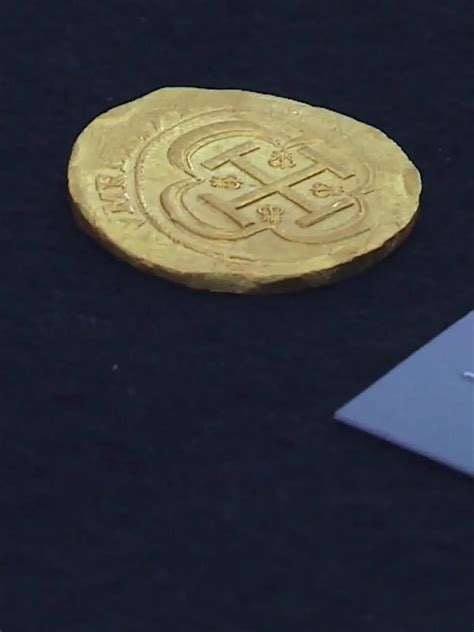 Ach du heiliger Höhepunkt Sex mit 13 Mönchen Frau 35 erpresst Männer um Millionen