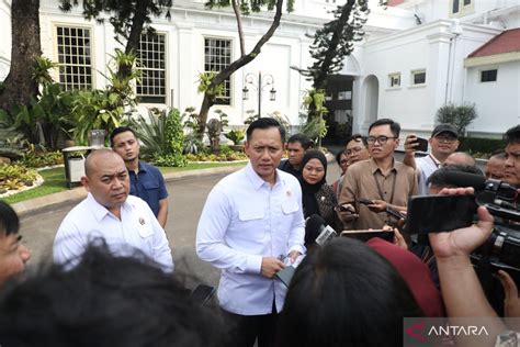 AHY Percepat Pengadaan Lahan Relokasi Korban Erupsi Gunung Ruang