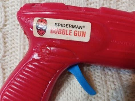 Vintage 1970s Spider Man Bubble Gun Toy Rare 4651062652