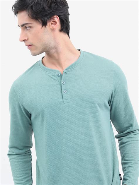 Buy Highlander Sea Green Solid Henley Neck T Shirt For Men Online At Rs