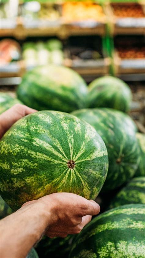 How To Pick A Watermelon At The Grocery Store Thats Perfectly Sweet