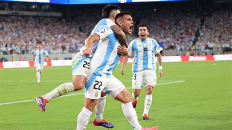 Argentina Qualifies For Copa América Quarterfinals With Late Goal