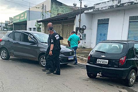 Mulher é Presa Suspeita De Estuprar E Prostituir Filhas De 3 E 7 Anos Em Trindade Folha Z