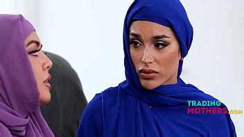 Cheated On Hijab Milfs Have Pussy Shattering Affair Xnxx
