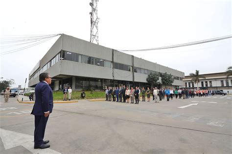 CEREMONIA DE IZAMIENTO DEL PABELLÓN NACIONAL GORE Callao Flickr