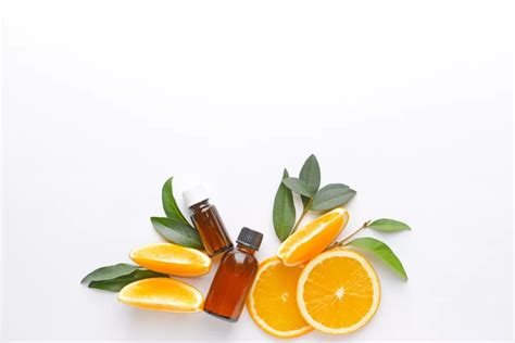 كيفية صنع العطر باستخدام الزيوت الطبيعية في المنزل؟ مجلة سيدتي