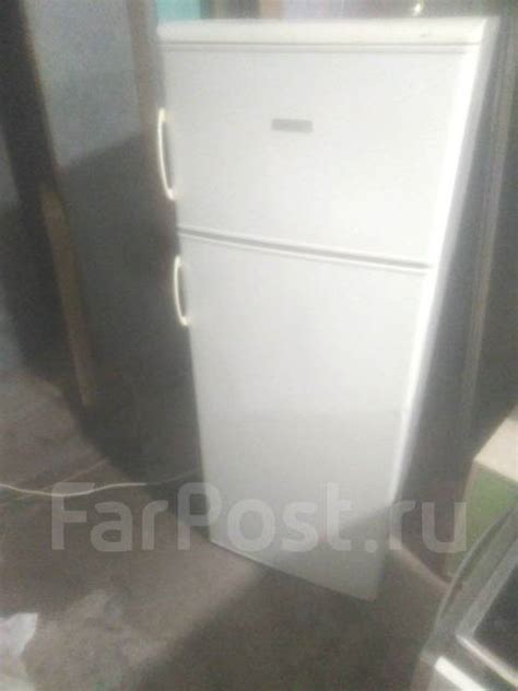 Холодильник 2х камерный, б/у, в наличии. Цена: 2 000₽ во Владивостоке