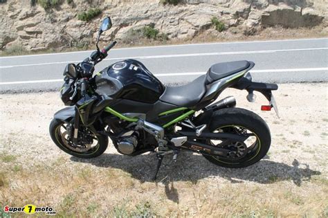 Prueba Kawasaki Z900 Brillante Super7moto