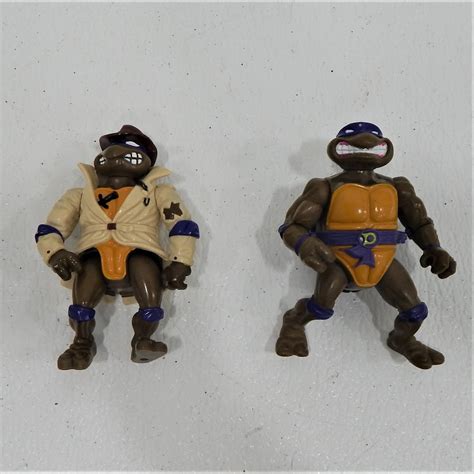 Buy the 2 Vintage TMNT Teenage Mutant Ninja Turtle Action Figures ...