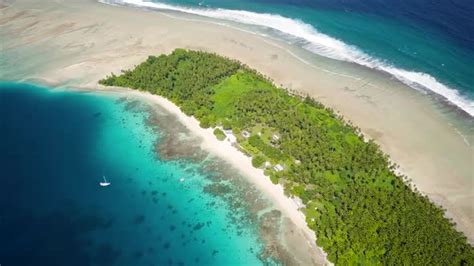 Small Tropical Uninhabited Island Eneko Atoll Majuro Marshall Islands