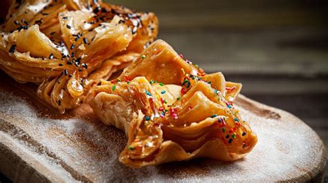 Menú patrio cómo hacer pastelitos de membrillo una postre que