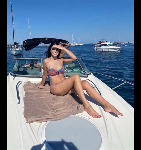 Photo Priscilla Liaud Divine En Bikini Cannes Le Ao T