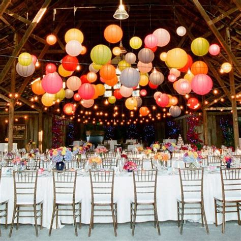 Thrifty Diy Wedding Decorating Ideas We Love Mariage Multicolore