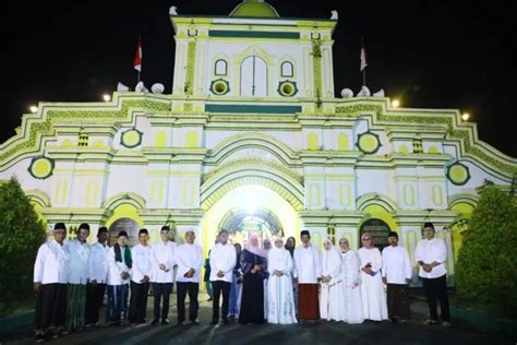 Masjid Jami Sumenep Merupakan Salah Satu Masjid Tertua Dan Bersejarah