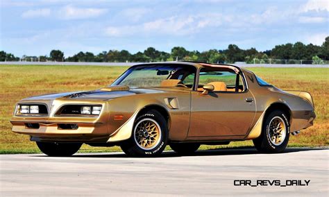 Pontiac Firebird Trans Am Y88 Se Gold Edition