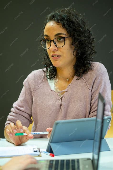 Premium Photo | Meeting of young women entrepreneurs