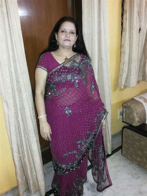 Randi Auntie Fig Desi Village Action Saree Sari