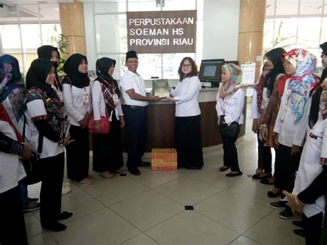 Kunjungan Studi Banding Dinas Perpustakaan Dan Kearsipan Sumatera Barat