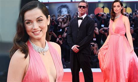 Ana De Armas Channels Marilyn Monroe With Brad Pitt At Blonde Premiere