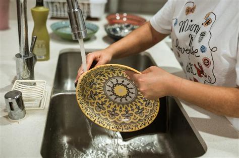 Trucos Caseros De Limpieza Usos Del Vinagre Blanco En La Limpieza