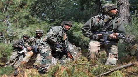 Anantnag Encounter अनंतनाग में मुठभेड़ जारी पहाड़ों के घने जंगलों में