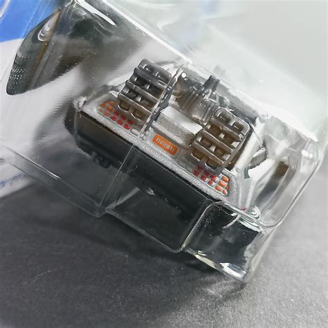 Hot Wheels Back To The Future Time Machine Hover Mode Collectible Model Car Miniature Gift