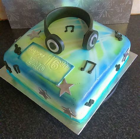 DJ Cake | Dj cake, Novelty cakes, Cake