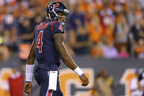 Report: Texans fear Deshaun Watson has a torn ACL