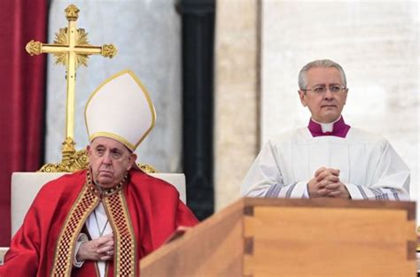 En fotos así fue el sobrio pero solemne funeral de Benedicto XVI en