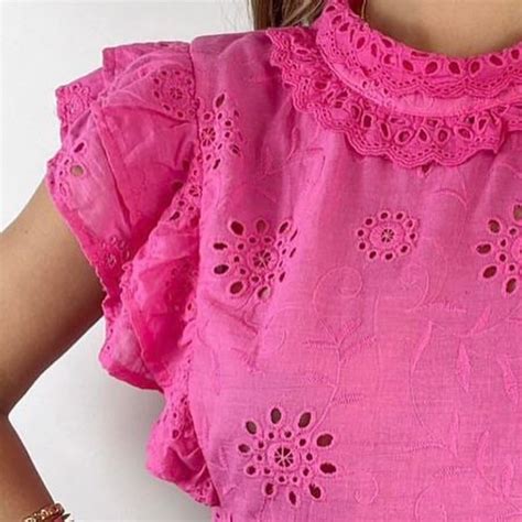 Blusa em Renda LaiseLeonna Moda Store Sofisticação e Leveza para Todas