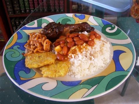 Traditional Dominican Food - CookEatShare