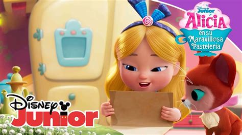 Alicia en su maravillosa pastelería Compilado Disney Junior Oficial