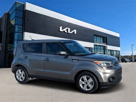 Pre Owned 2017 Kia Soul Base Hatchback In Port Charlotte 7439991 Kia