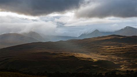 Valley Mountains Clouds Sky Scenery Trees 4K HD Nature Wallpapers | HD ...