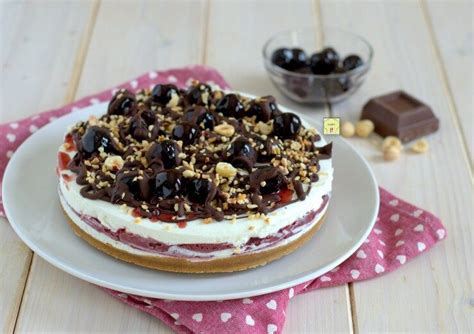 Torta Croccante Alle Amarene Golosa Torta Fredda Dal Gusto Irresistibile