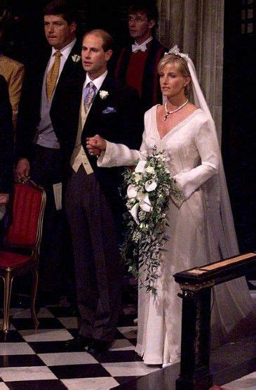 Prince Edward Married Sophie Rhys Jones At St George’s Chapel In Windsor At The Couple’s