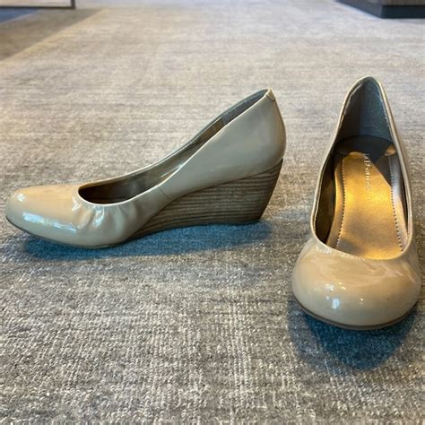 BCBGeneration Shoes Bcbgeneration Nude Wedge Heels Poshmark