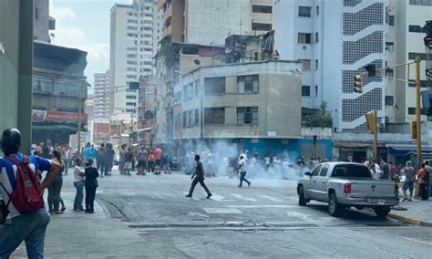 Protestas En Caracas Y Estados Del Pa S Tras Falta De Servicios P Blicos