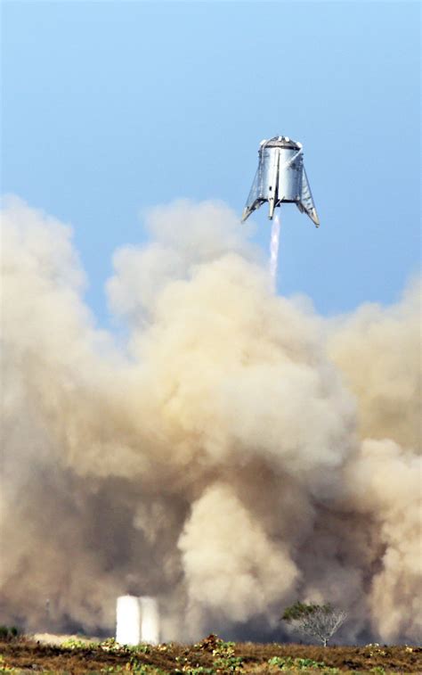 Spacex’s Mars Rocket Prototype Rattles Texas Residents During Flight Test The Globe And Mail