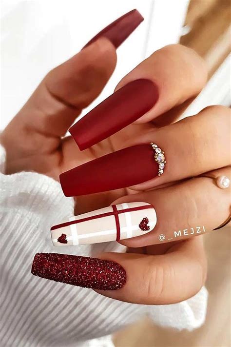 23 Beautiful Ways To Rock Red Coffin Nails Stayglam