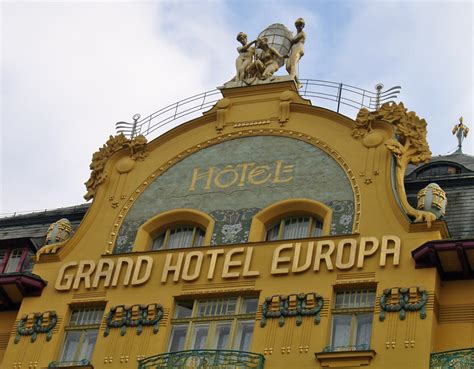 Wenceslas Square, Prague, Czeck Republic - Travel Photos by Galen R ...