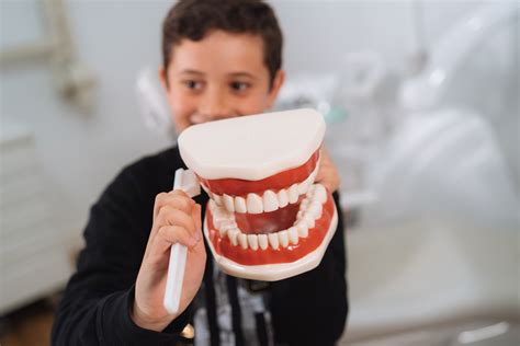 Trucos Definitivos Para Prevenir La Caries Grupo Dental Cibeles