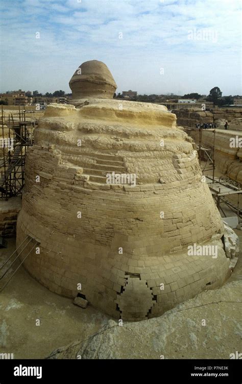 La Gran Esfinge De Guiza Monumental Escultura Que Se Encuentra En La