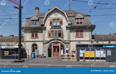 Zurich Oerlikon Railway Station Building Editorial Photo - Image of entrance, kiosk: 57986926