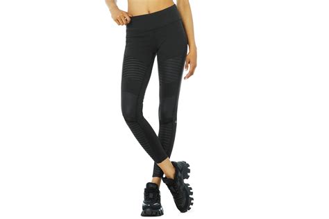 Alo Yoga Singles Day Sale: Shop celebrity-loved leggings, bras