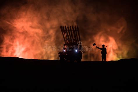 Lan Amento De Foguetes Nuvens De Fogo Cena De Batalha M Sseis