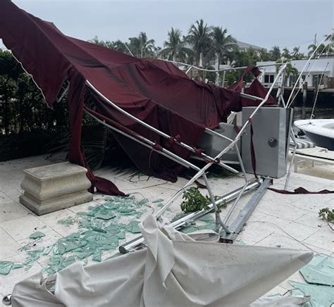 VIDEO Flame Lined Tornado Rips Through Fort Lauderdale Miami New Times