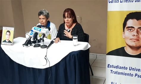 Madre Lleva Ocho Meses Sin Saber De Carlos Santos Bandera Patriota